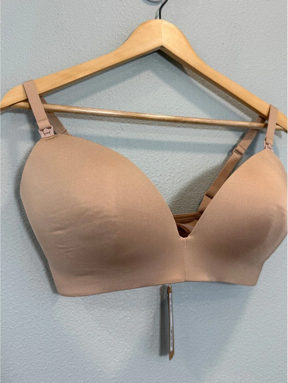 SKIMS Wireless Form Maternity Nursing Bra In The Color Clay - Women's 36DDD NWT